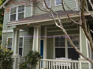 11 June Ct, Fairfax, CA 94930