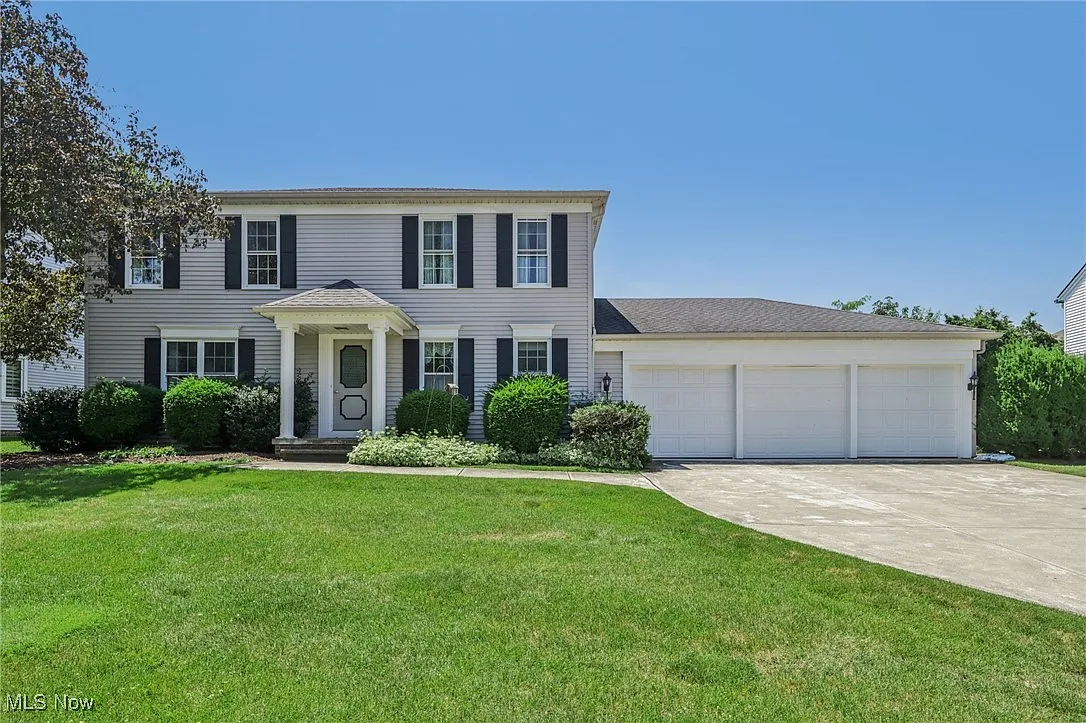 3552 Middle Post Ln photo 1