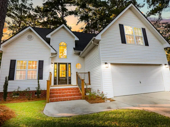 1036 Shinnecock Hill Ct, Summerville, SC 29483