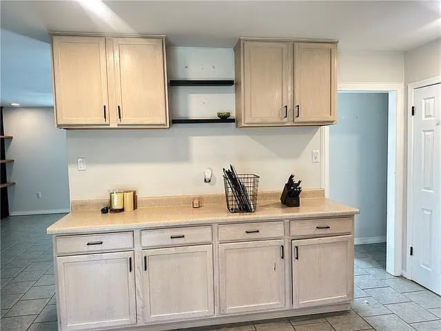 5112 Willowtree Dr — Photo 6