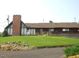 414 Hillcrest Dr, Selah, WA 98942