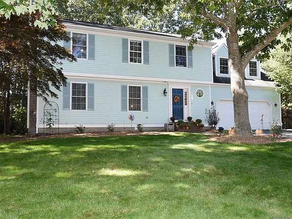 3rd image of 148 Gentian Dr