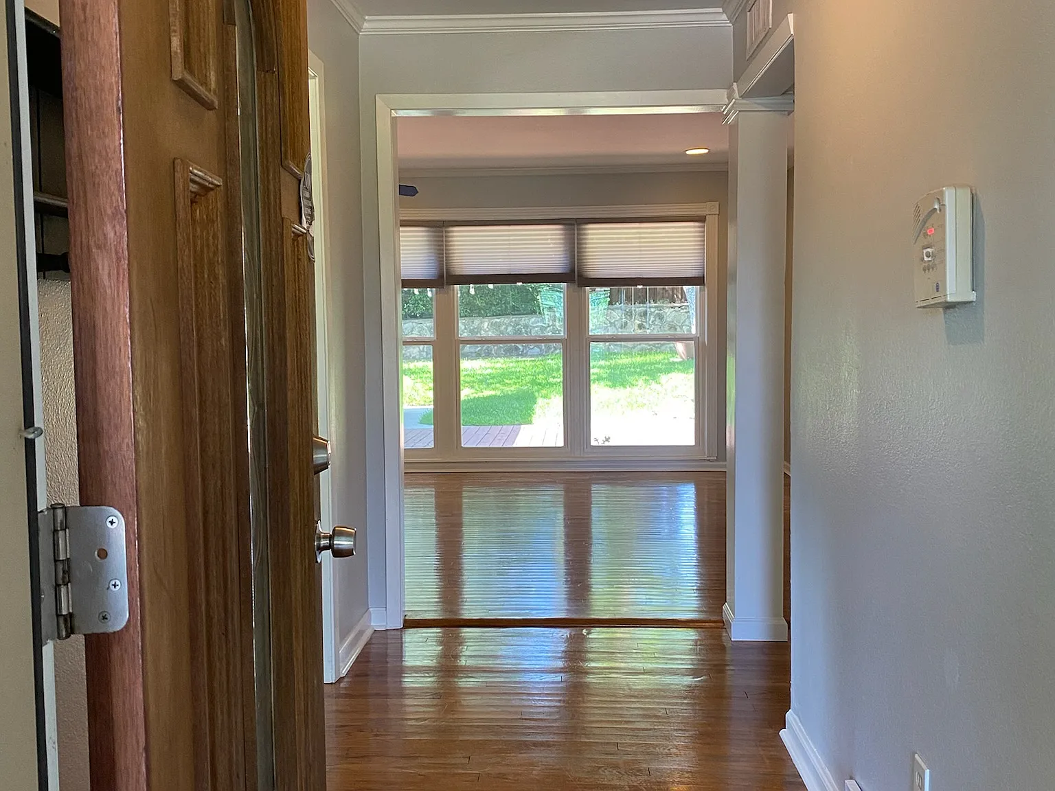 4 bed, 2100 sqft, $2,700 — Photo 3