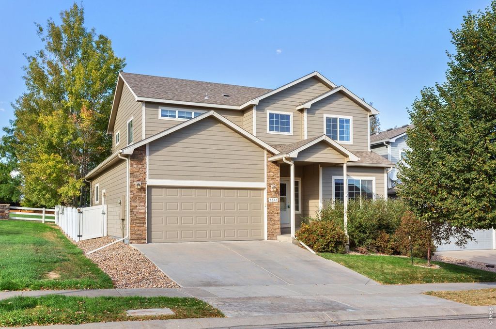 2232 Ballard Ln