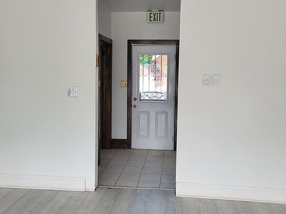 4th image of 4328 Market St