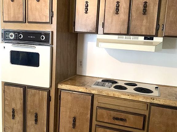 4th image of 33838 E River Dr Unit 117