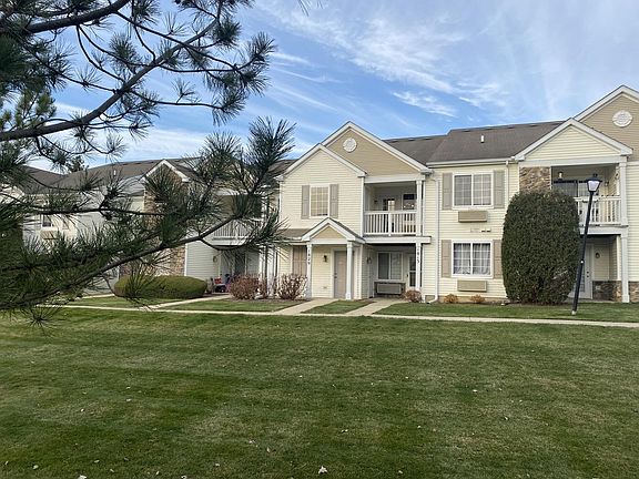 2nd image of 1829 Silverstone Dr #1829