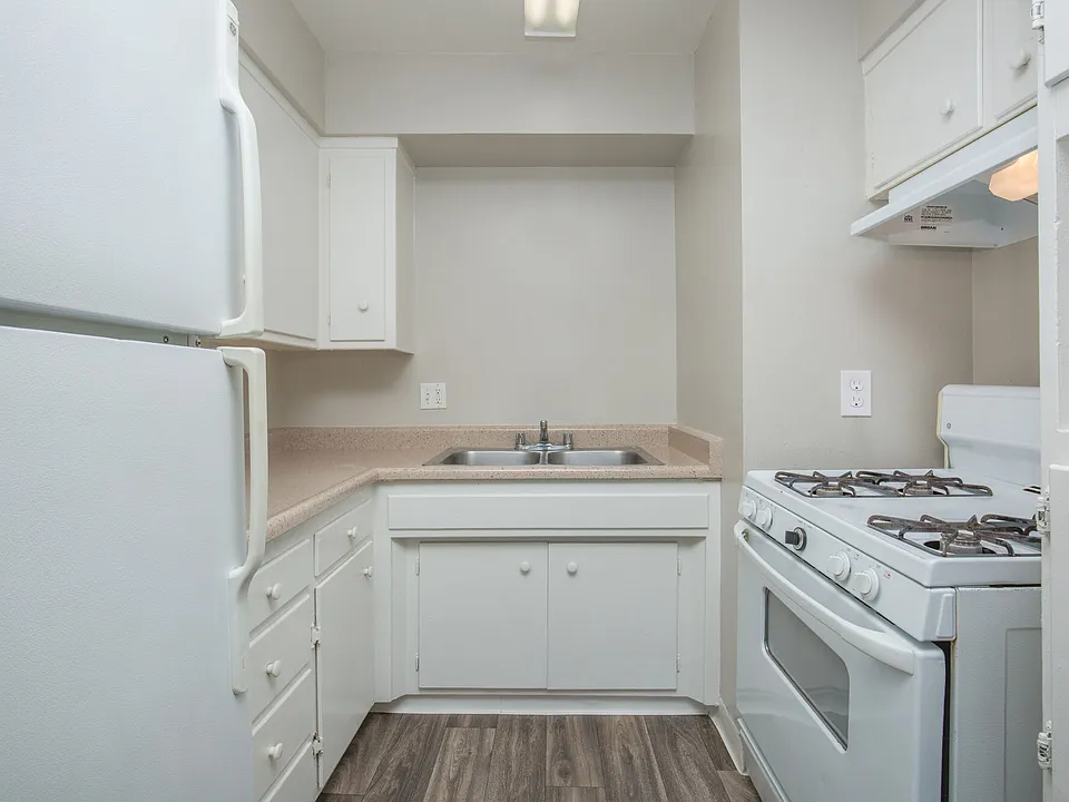 Madison apartments community photo