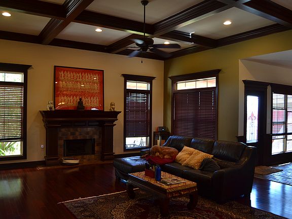 3rd image of 363 Sugarwood Blvd