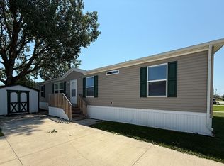 2411 SE Four Seasons Dr, Ankeny, IA 50021