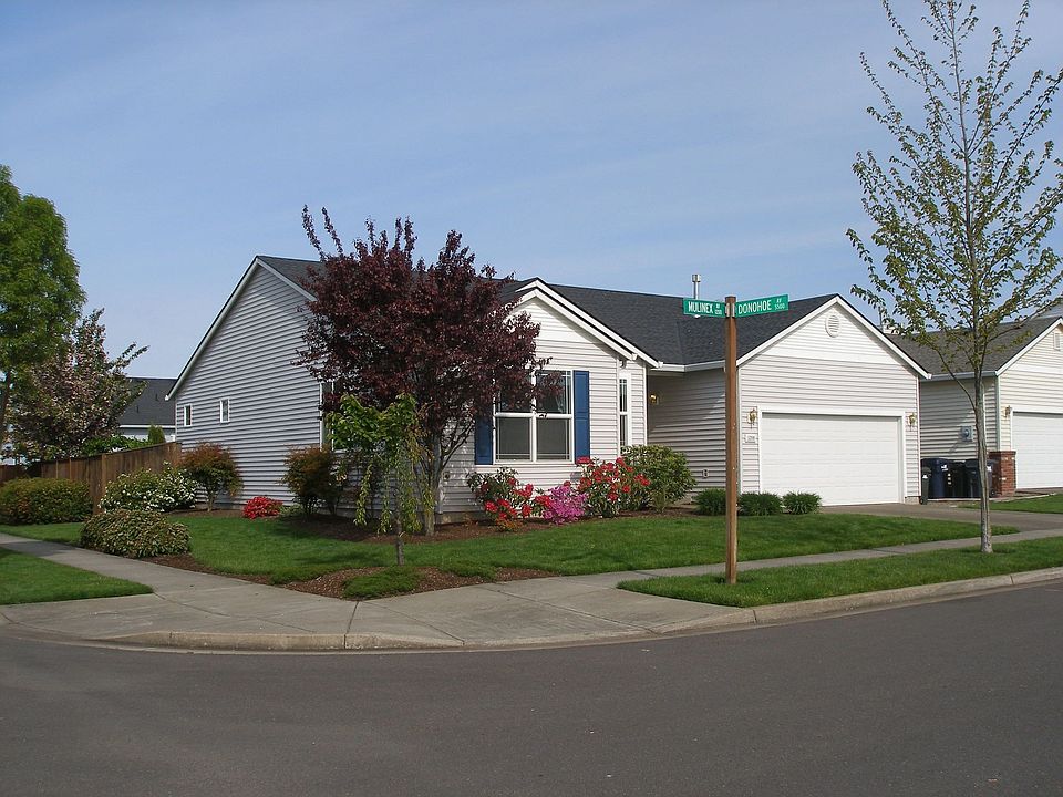 Contemporary on Corner