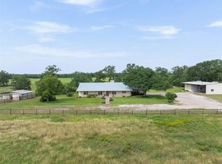 1140 Private Road 8022, Lincoln, TX 78948