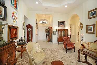 Home For Sale In Valencia Falls