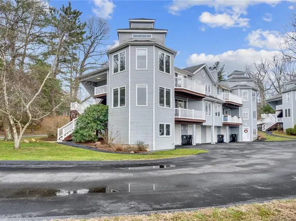 8 Quarry Dock Road #8, Branford, CT 06405