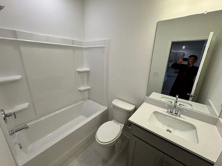 484 Jet Stream Dr — Photo 24