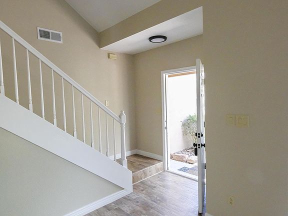 3rd image of 4336 Hillspire Ave NW