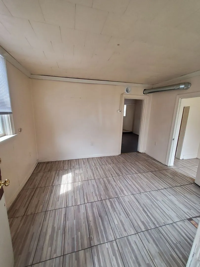 1587 S Pearl St. (Duplex) — Photo 2