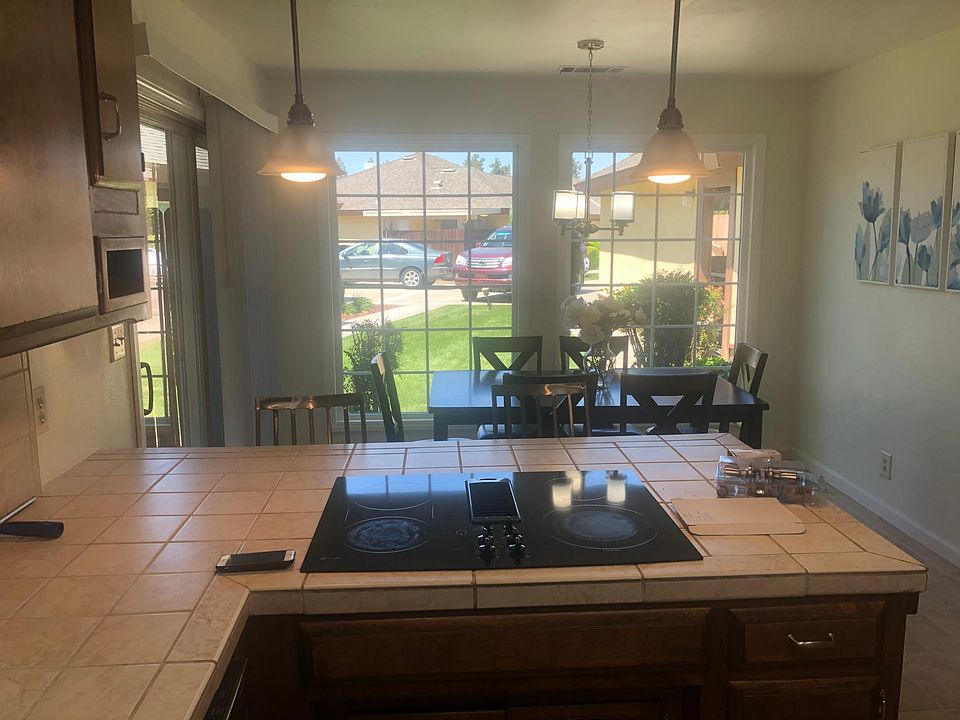 1st image of 3913 Whillsdale Ct