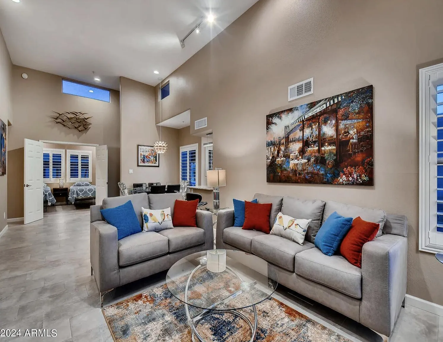 3 bed, 2.0 bath, 1364 sqft, $2,600 — Photo 2