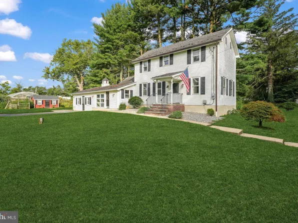 68 Marshall Corner Woodsville Rd, Hopewell, NJ 08525