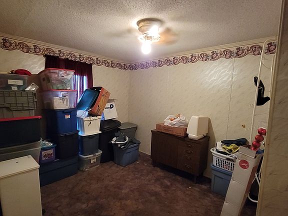 4th image of 1264 E 580th Ave