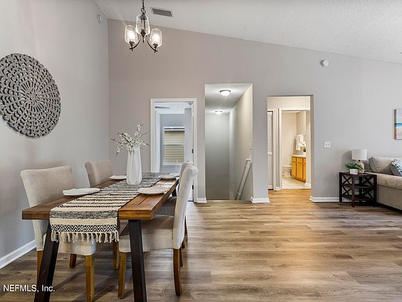 5th image of 7032 DEER LODGE Circle #105