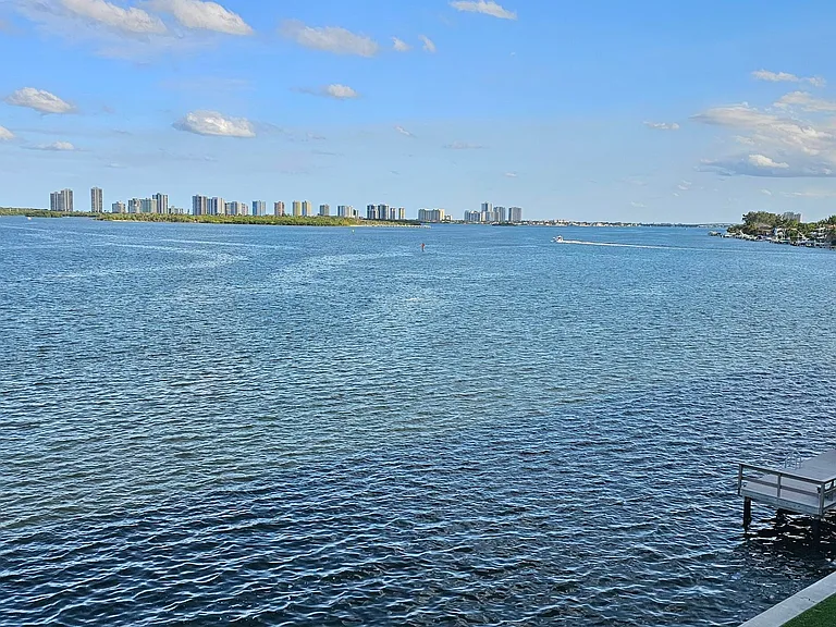 52 Yacht Club Dr #402 — Photo 25