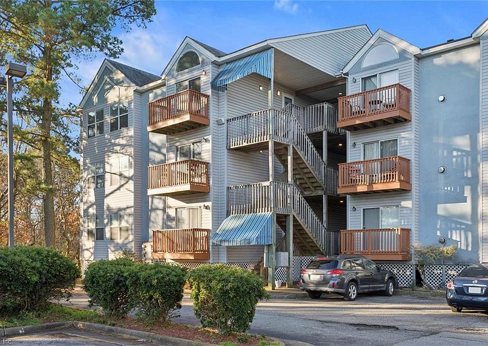 1st image of 1563 N King St APT 105
