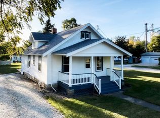 27 Market St, Gridley, IL 61744