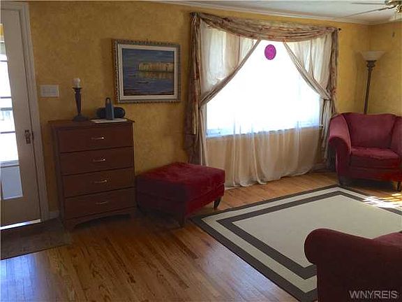 3rd image of 1111 Parkside Ave