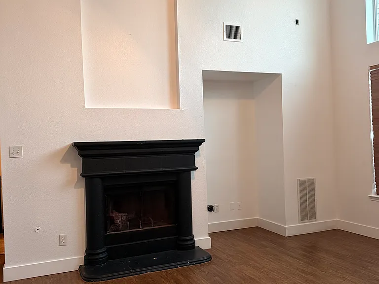 4113 Ping Dr — Photo 3