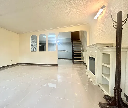 (Undisclosed Address) Photo 1