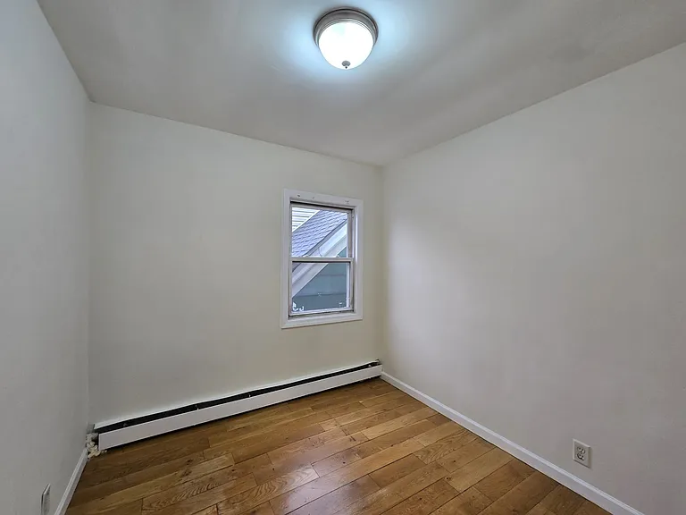 109 Claremont Ave #3 — Photo 3