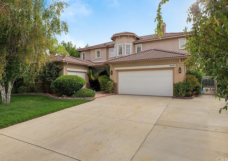 1st image of 38076 Cypress Point Dr