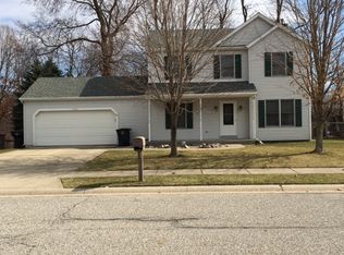 4340 Cross Creek Dr, South Bend, IN 46628