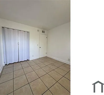 3375 Avenue J #9 — Photo 9