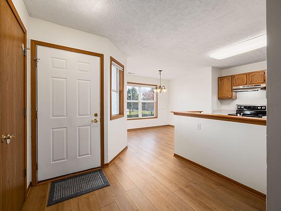 4th image of 715 Milcrest Dr #715