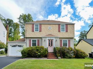 37 Lunn Avenue, Bergenfield, NJ 07621