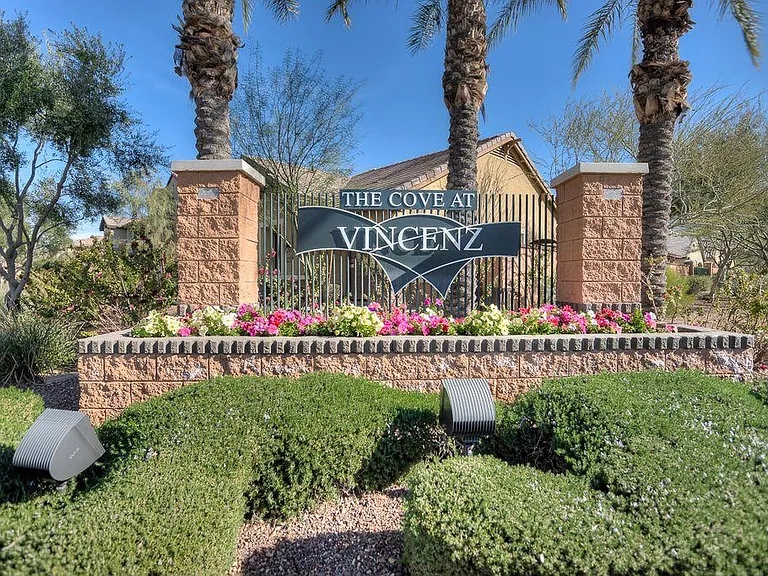 2539 E Vermont Dr — Photo 19