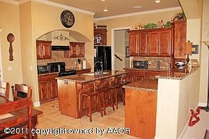 5th image of 7718 Garden Way Dr