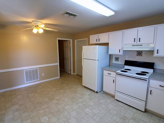5th image of 94 Dogwood Drive Cir