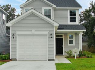 816 Winthrop St #B, Ladson, SC 29456