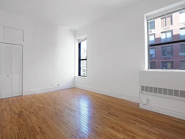 154 W 70th St #7H — Photo 4
