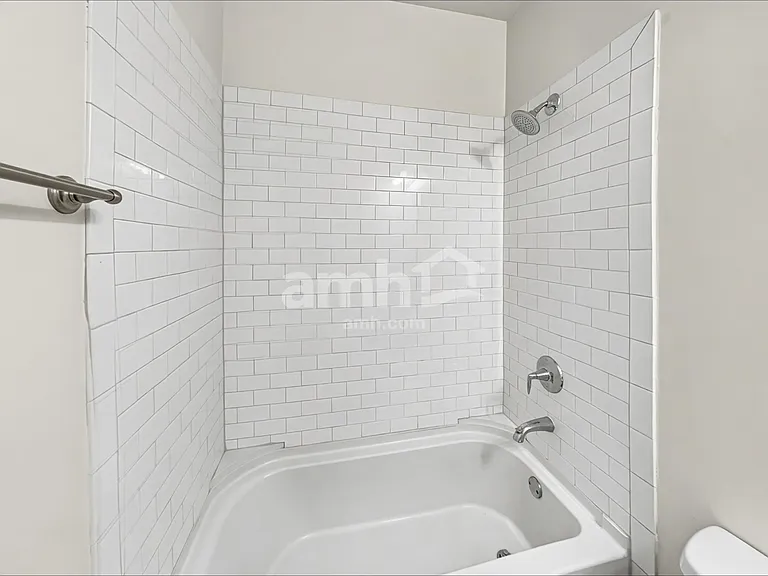 1072 Adams Haven Bnd — Photo 18