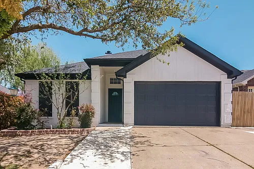 6101 Rising Meadow Dr Photo 1