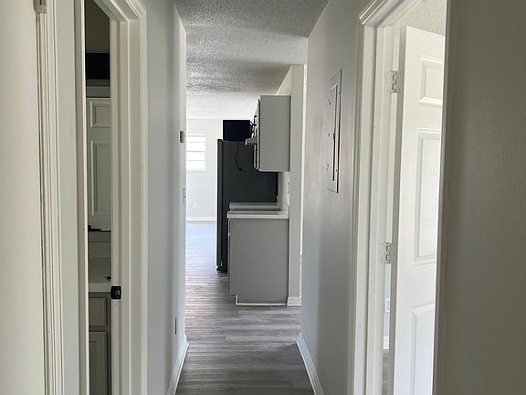 2nd image of 575 Poplar St SE