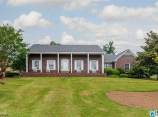3900 Carisbrooke Ln, Birmingham, AL 35226