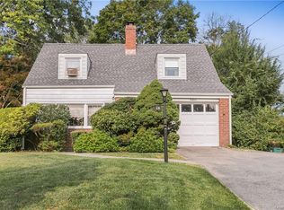 18 Roy Pl, Eastchester, NY 10709