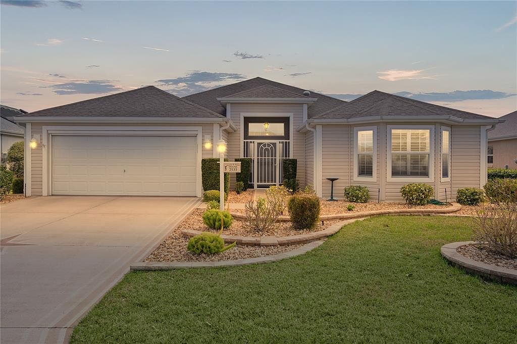 ホ　familiar 2533 Links Ct, The Villages, FL 32162 | Zillow