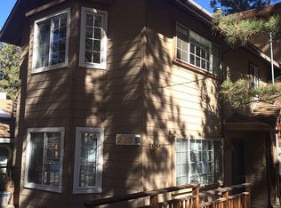 267 Victoria Ln, Sugarloaf, CA 92386